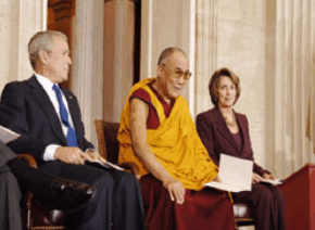 SS le Dalaï Lama, GW Bush et Nancy Pelosi